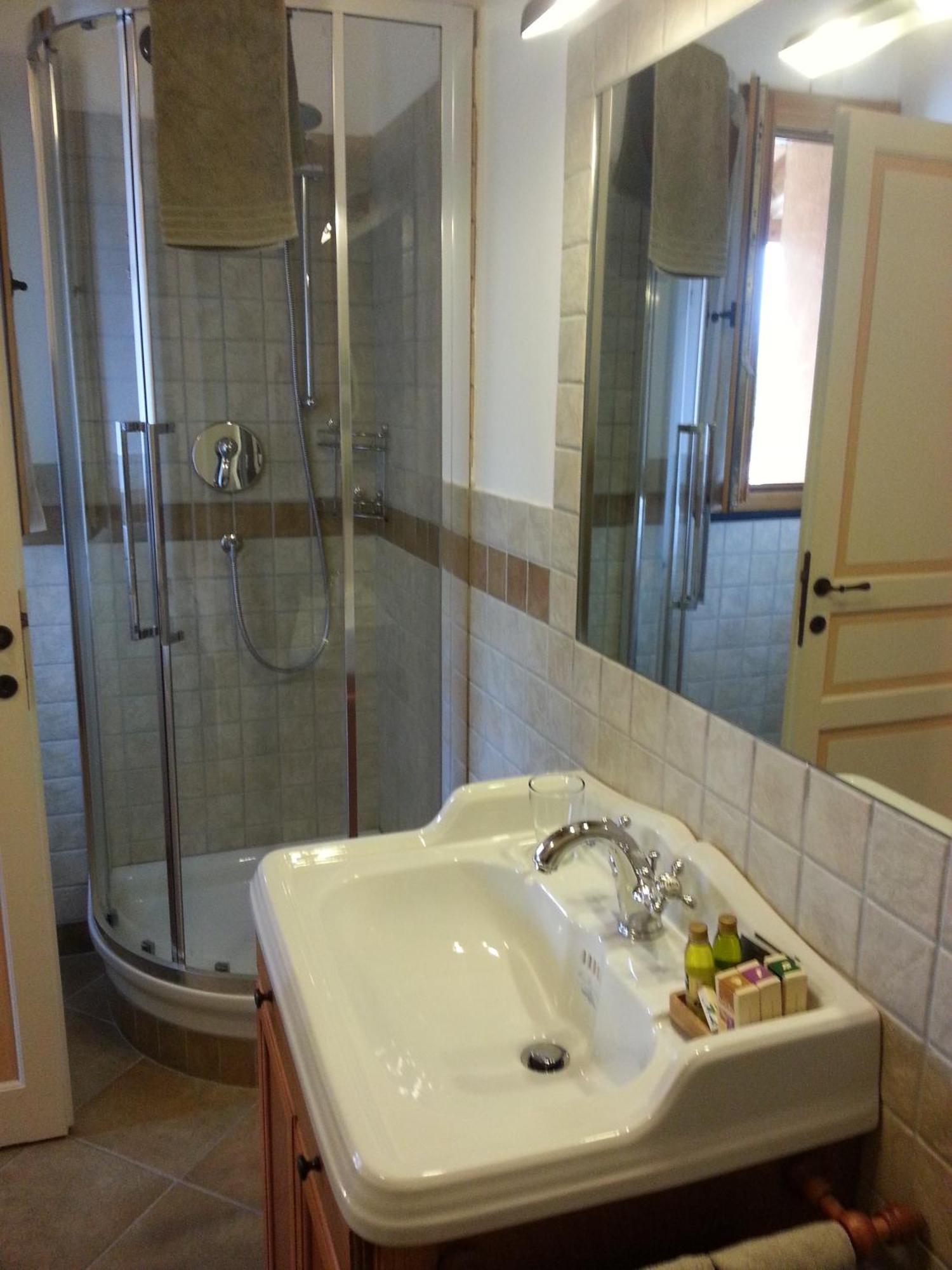 La Locanda Di San Biagio Bolzaneto Room photo